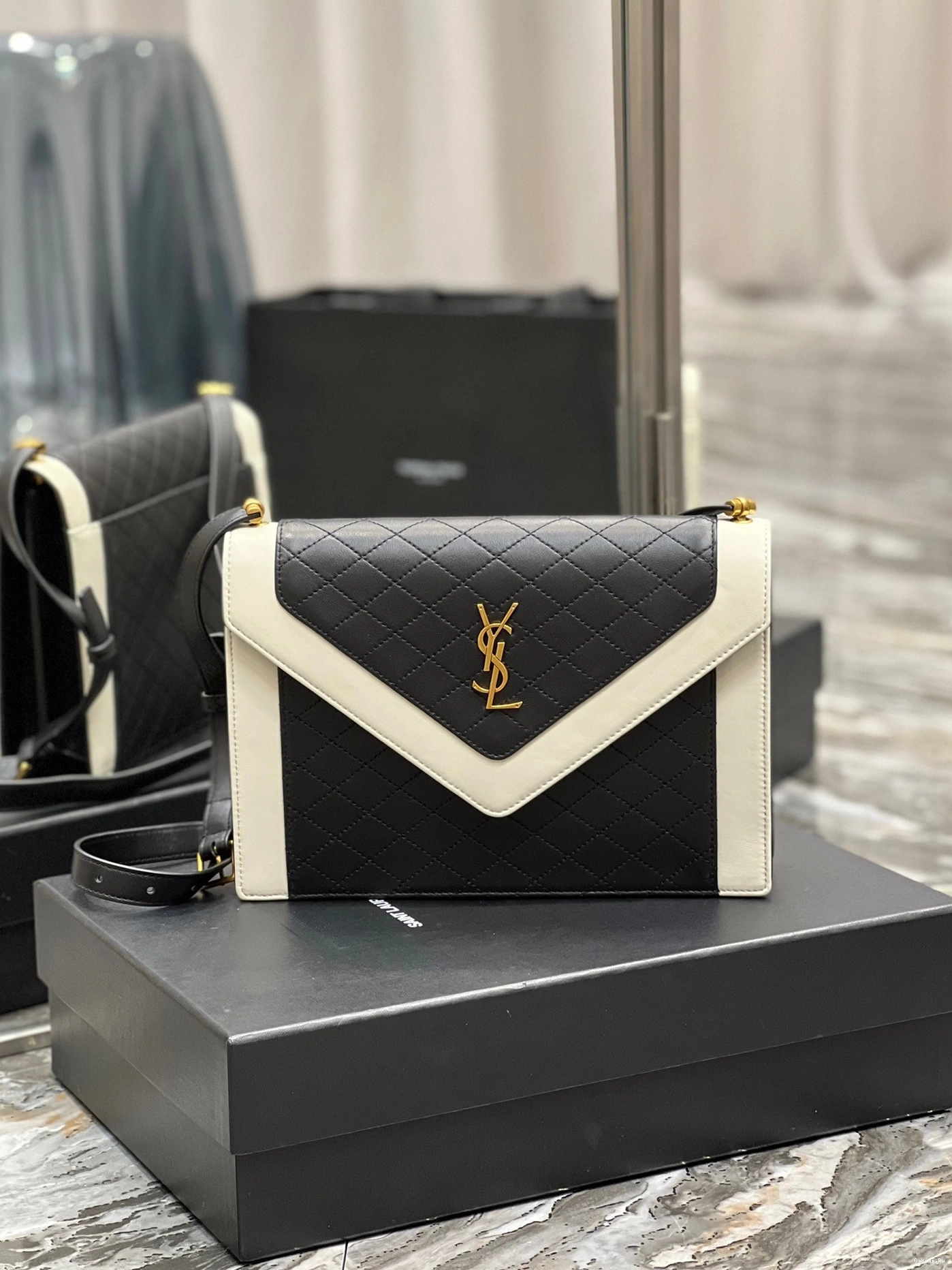 GABY YSL 0719